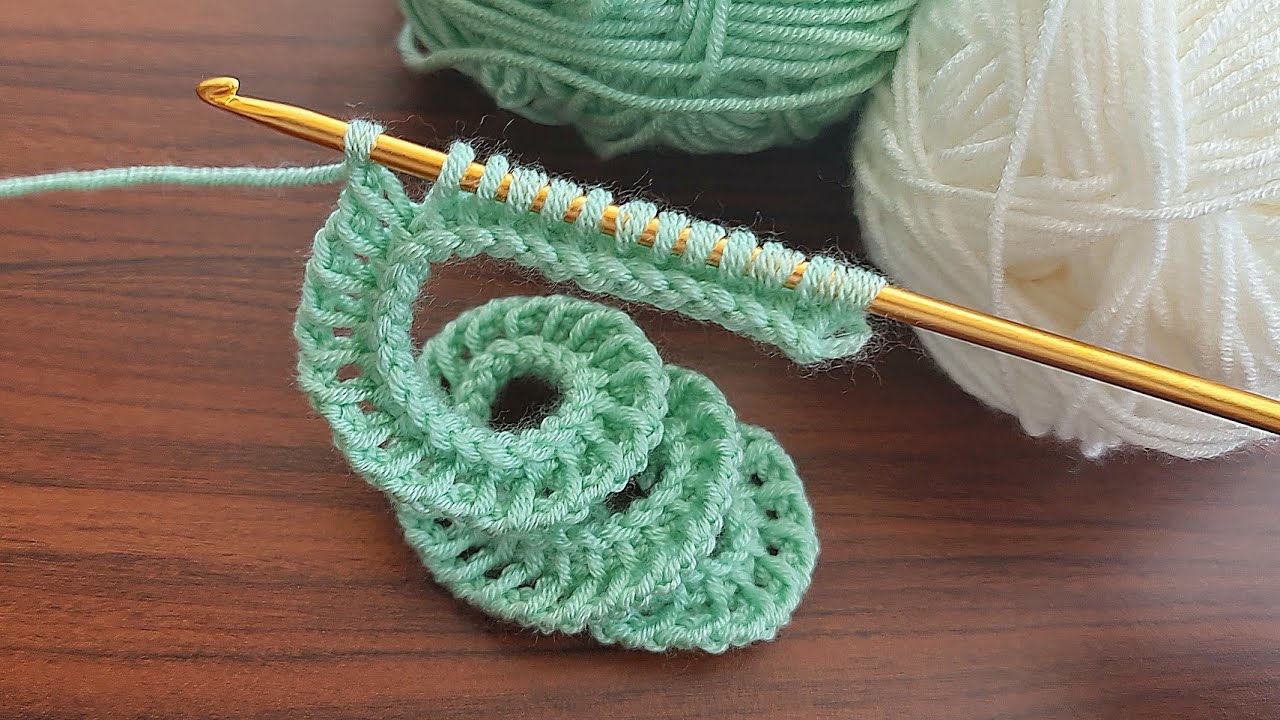 INCREDIBLE😲MUY HERMOSO👏 Very beautiful tunisian crochet burgeon rose model flower making.