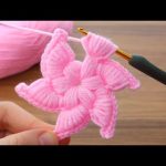 ⚡💯 Amazing ⚡💯 you will love it! I made a very easy crochet flower for you #crochet #knitting