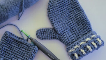 Woven Warmth Crochet Mittens – Free Pattern on Moogly