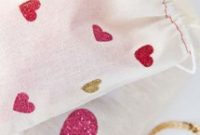 Make DIY Glitter Heart Tote Bags: Step-by-Step Guide