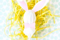 How to Make Adorable Easter Bunny Lollipops at Home
