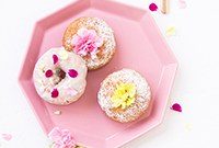 Donuts Topped with Edible Flowers: Floral Donut Recipes & Tips