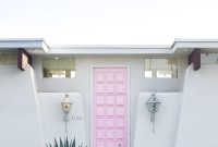 The Pink Door: Where Seattle’s Iconic Restaurant Meets Italian Comfort