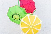 How to Make Colorful Fruit Slice Umbrellas for Drinks