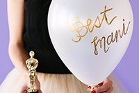 DIY Oscar Party: Create Fun Balloon Award Trophies