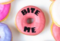 DIY Donut Graphics: Create Tasty-Looking Sugar Donut Designs