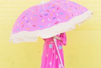 How to Make a Donut-Shaped Beach Umbrella: DIY Guide