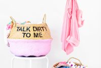 DIY Painted Graphic Laundry Baskets: Step-by-Step Guide for Stylish Storage