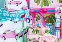 Printable Tropical Holiday Gift Wrap + 2 Stylish Decorating Ideas