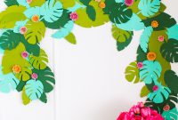 DIY Tropical Garland Ideas for Indoor and Outdoor Decor
