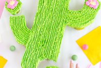 Cactus Pull-Apart Cupcake Cake: Festive Desert-Themed Dessert
