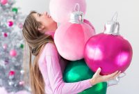 22 Festive Colorful Holiday DIYs for Bright Seasonal Decor