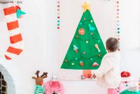 DIY Felt Christmas Tree Wall Hanging Tutorial for Festive Decor