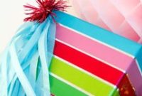 DIY Fringe Tassel Gift Toppers: Stylish Handmade Gift Tags