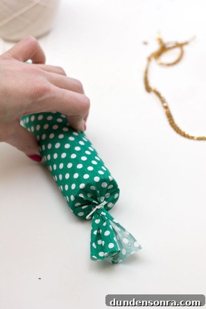 St Patricks Day DIY Confetti Poppers