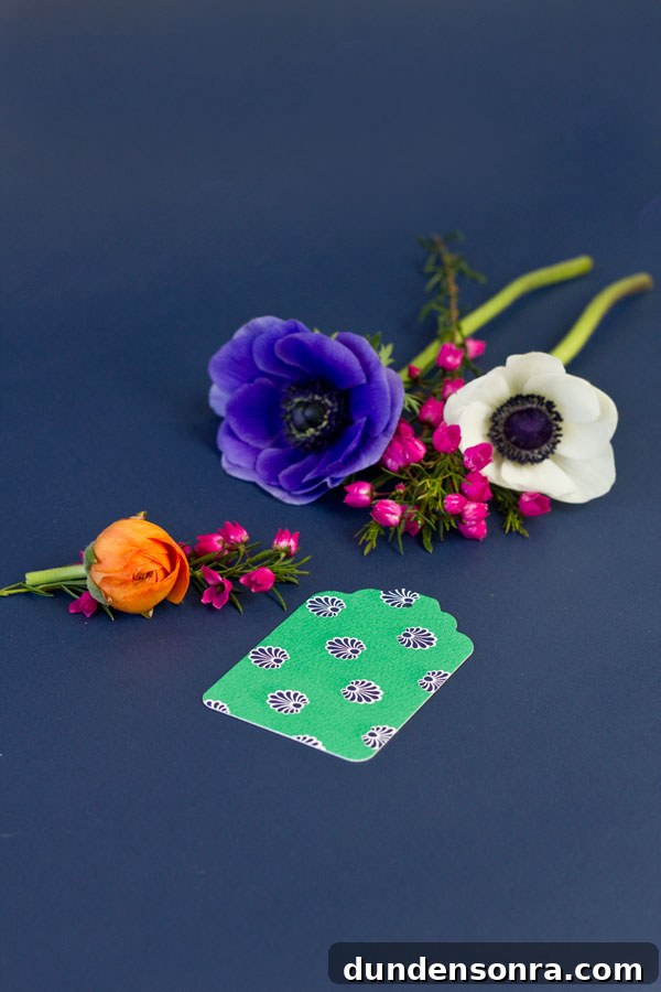 Flower Gift Tag DIYs