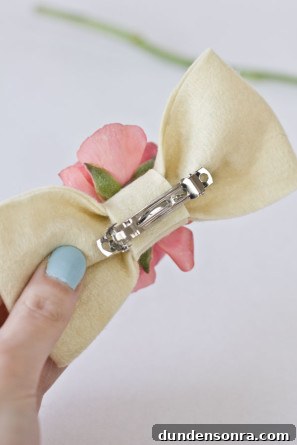 DIY Fresh Flower Hair Bows: How to Make Floral Hair Accessories at Home 9 Flower Bow DIY Tutorial