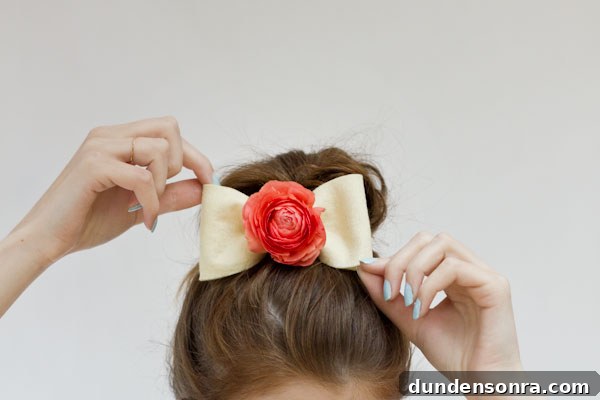 DIY Fresh Flower Hair Bows: How to Make Floral Hair Accessories at Home 10 DIY Fresh Flower Bows