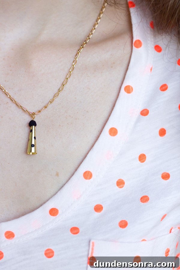 Party Hat Necklace DIY