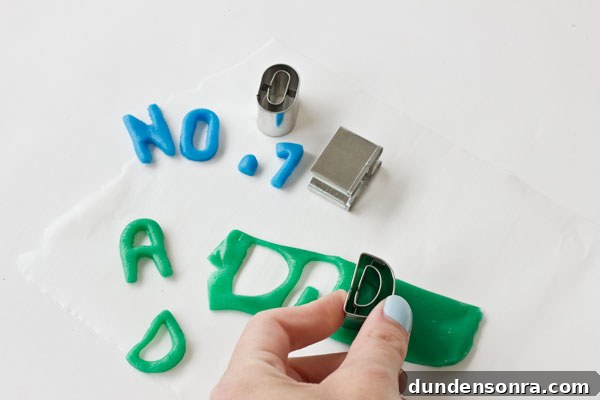 Father’s Day Sugar Cookie Ideas: Fun DIY Recipes and Decorating Tips 6 DIY Pennant Flag Cookies Step 3