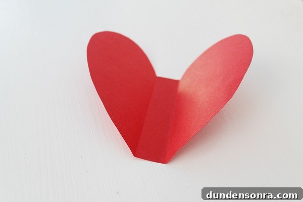 Foldable Rainbow Heart Garland