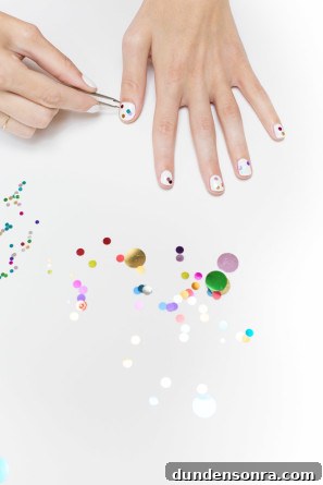 How To Do A Confetti Manicure