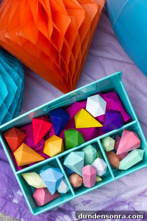 Geometric Crayons and Chalk