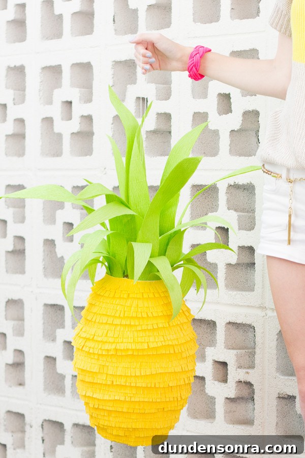 Pineapple Piñata DIY