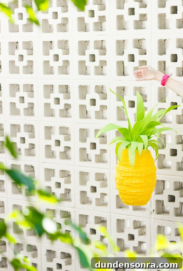 DIY Pineapple Piñata