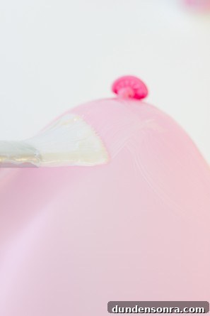 Confetti Dipped Balloon DIY