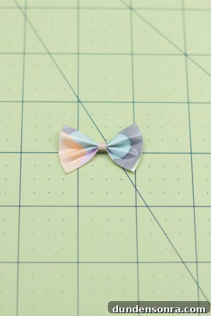DIY Tiny Duct Tape Bow Garland for Gift Wrapping and Decor 10 DIY Duct Tape Bow Gift Garland Step 6
