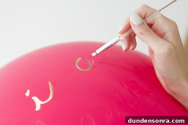 DIY Thanksgiving Balloons