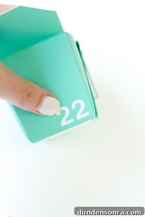 How to Make an Advent Calendar