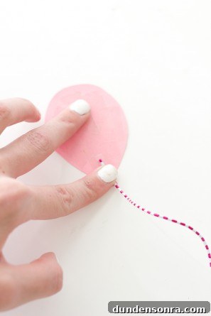 DIY Balloon Cupcake Toppers