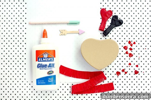 DIY Piñata Love Gram: Make a Romantic Surprise Gift 3 DIY Piñata Love-Gram