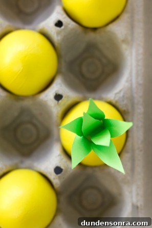 DIY Pineapple Easter Egg Decorating Ideas for Spring 8 DIY Pineapple Easter Eggs