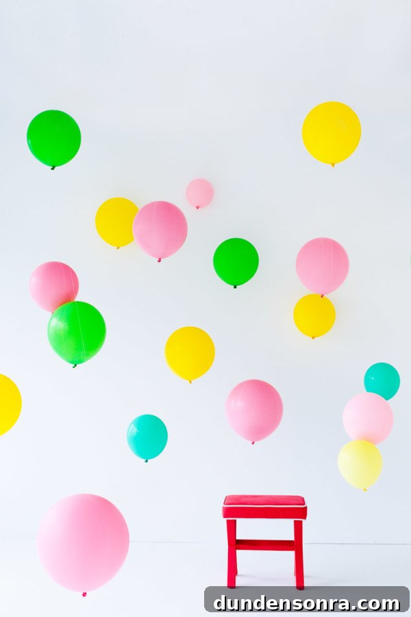 DIY Balloon Photo Booth
