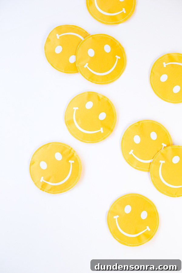 DIY Smile Favor Pouches