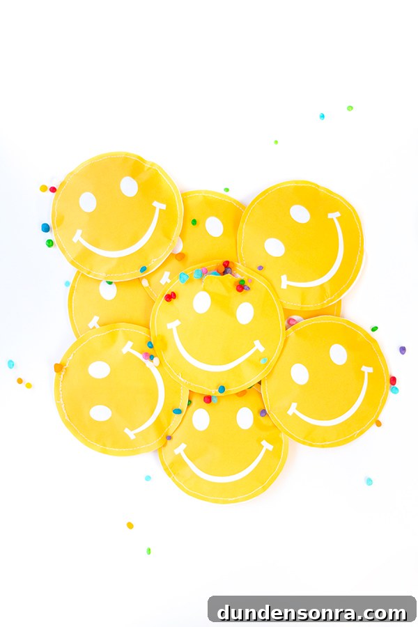 DIY Smile Favor Pouches