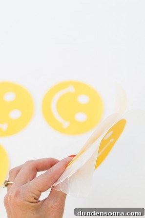 DIY Smiley Face Favor Pouches