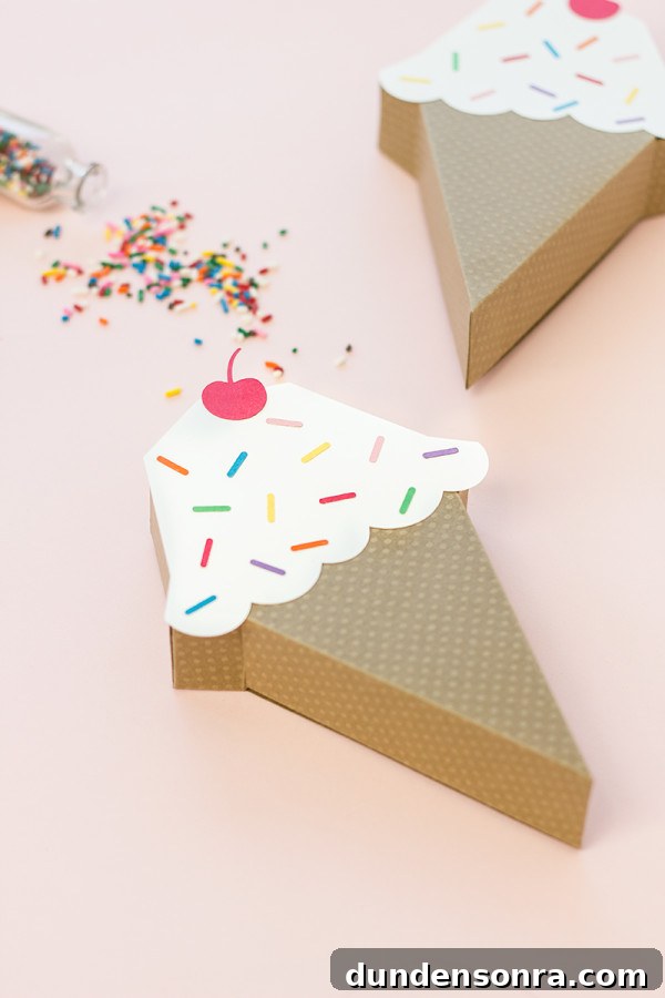 DIY Ice Cream Cone Treat Box