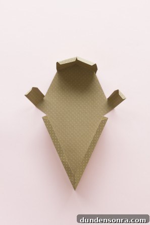 DIY Ice Cream Cone Treat Box