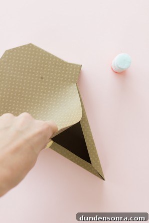 DIY Ice Cream Cone Treat Box