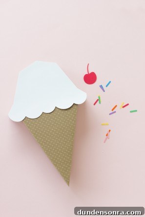 DIY Ice Cream Cone Treat Box