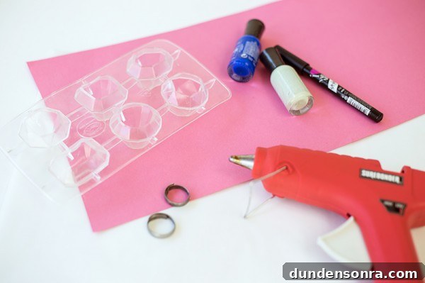 How to Make Oversized Gemstone Rings: DIY Step-by-Step Guide 4 DIY Giant Gem Rings