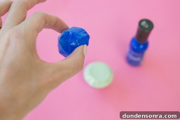 How to Make Oversized Gemstone Rings: DIY Step-by-Step Guide 9 DIY Giant Gem Rings