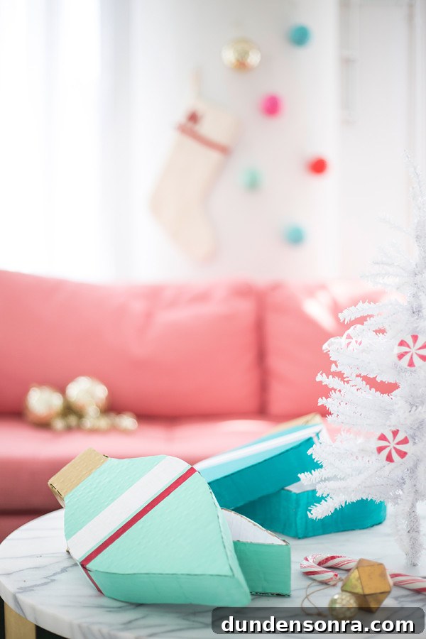 Handmade Ornament Boxes: Step-by-Step DIY Gift Packaging Ideas 2 Cardboard ornament and white Christmas tree