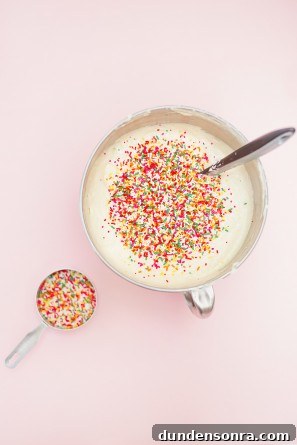 Frosting Techniques to Create a Stunning Birthday Cake 7 Bowl with frosting and sprinkles