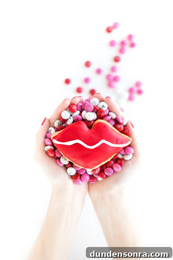 Donut Kiss and Tell: Valentine’s Day Printables & Treat Ideas 2 MWAH! Donut Kisses Tutorial