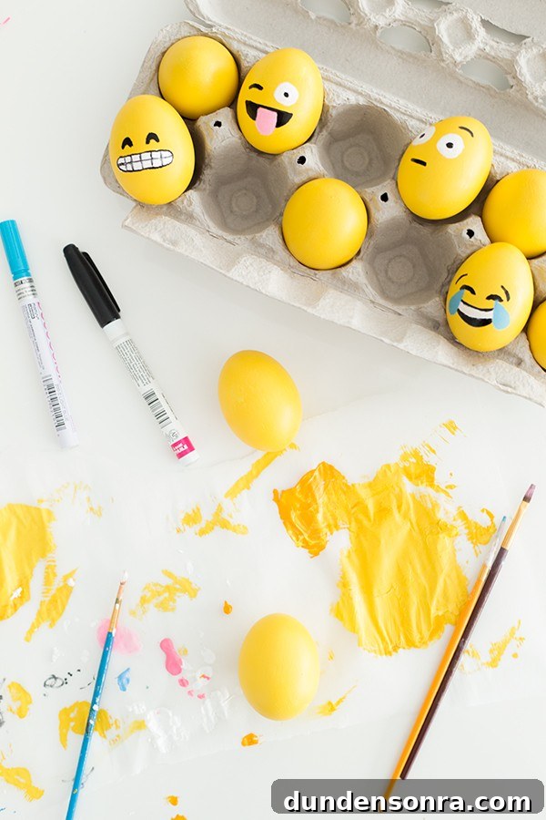 Emoji egg crafts